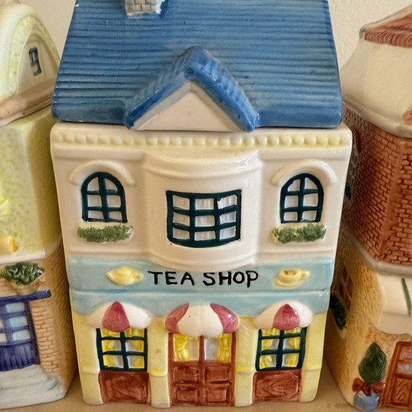 Vintage Village SET OF 4 Dry Good Jars - Picture 14 of 15